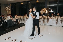 Newlyweds Dance - Leonda By The Yarra