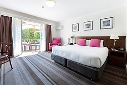 Mercure Canberra