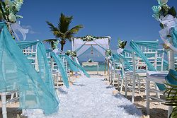 Perfect Cancun Weddings - Club Med at Real Weddings