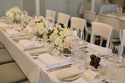 realweddings_Daniela&Bryn_nsw_jonahs restaurant_boutique_hotel_arches