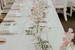 realweddings_eislers_nsw_jonahs restaurant_boutique_hotel_table